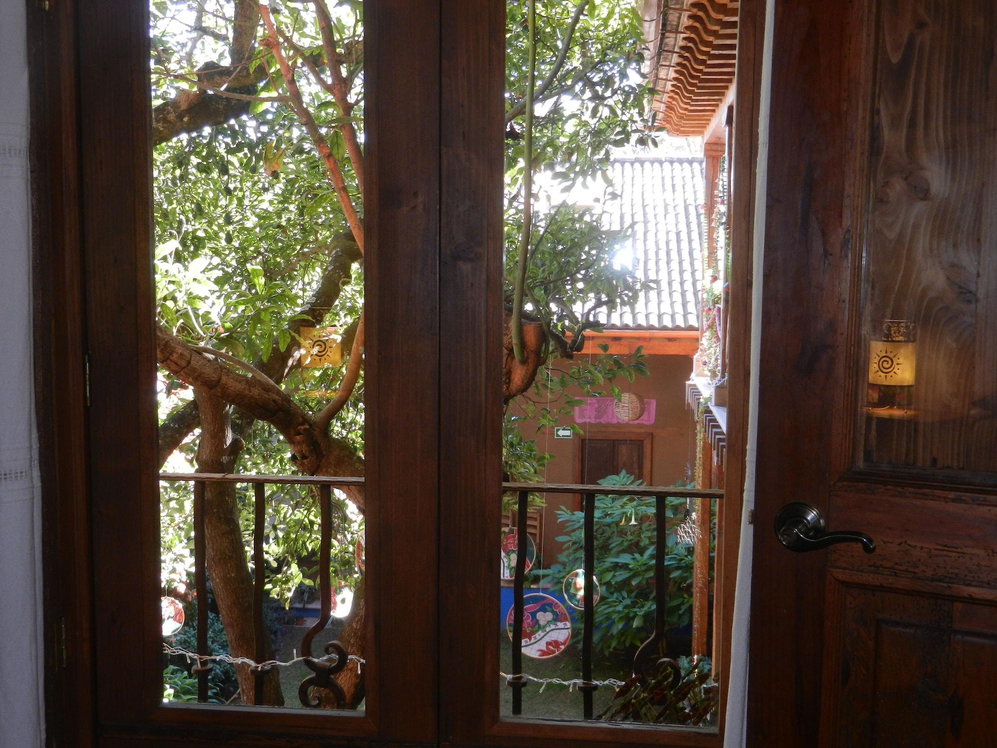 Posada Yolihuani Patzcuaro Bagian luar foto