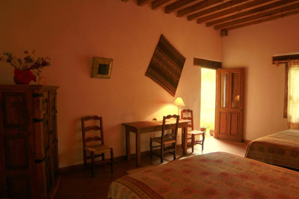 Posada Yolihuani Patzcuaro Bagian luar foto
