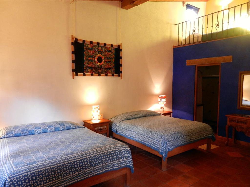 Posada Yolihuani Patzcuaro Bagian luar foto