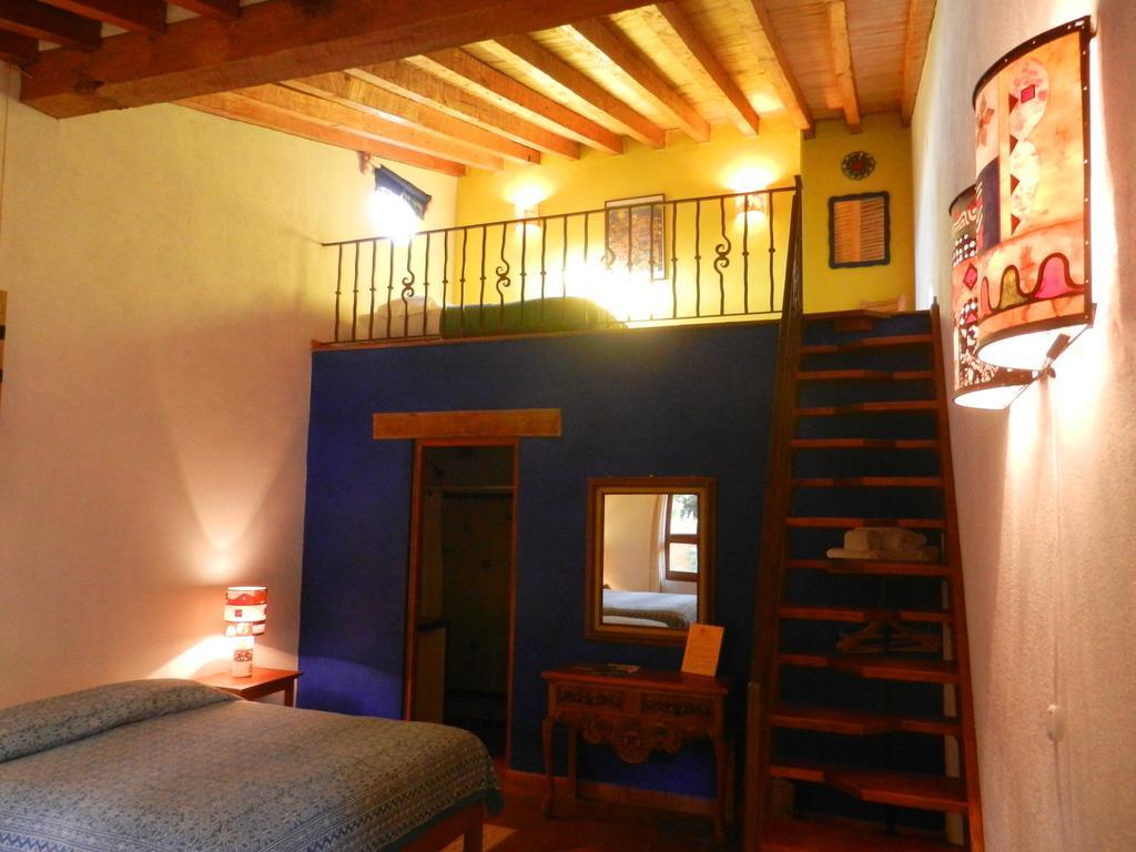 Posada Yolihuani Patzcuaro Bagian luar foto